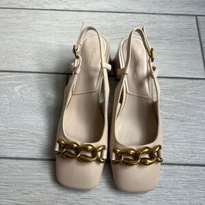 Massimo Dutti Beige Slingback Flats with Gold Chain